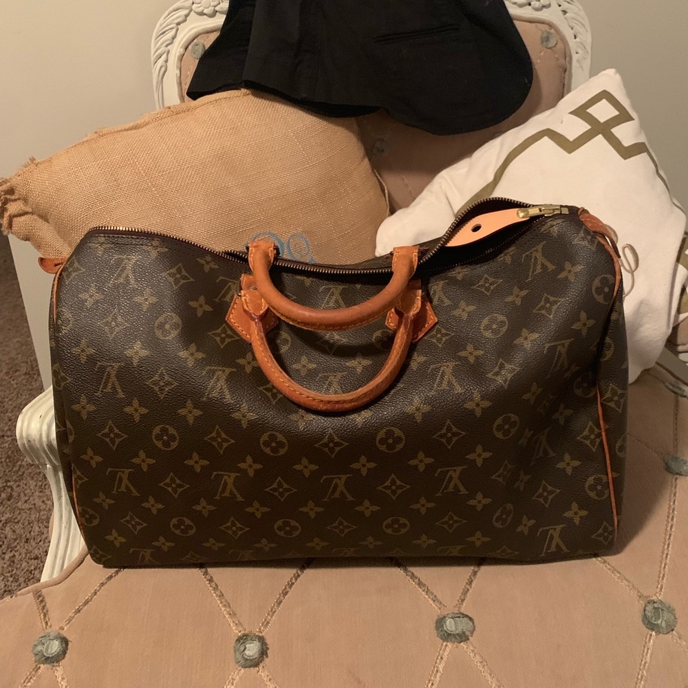 Louis Vuitton speedy 40